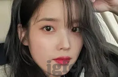 极品人妻在线播放-极品人妻的细腻情感世界，在线播放背后的温情与理解